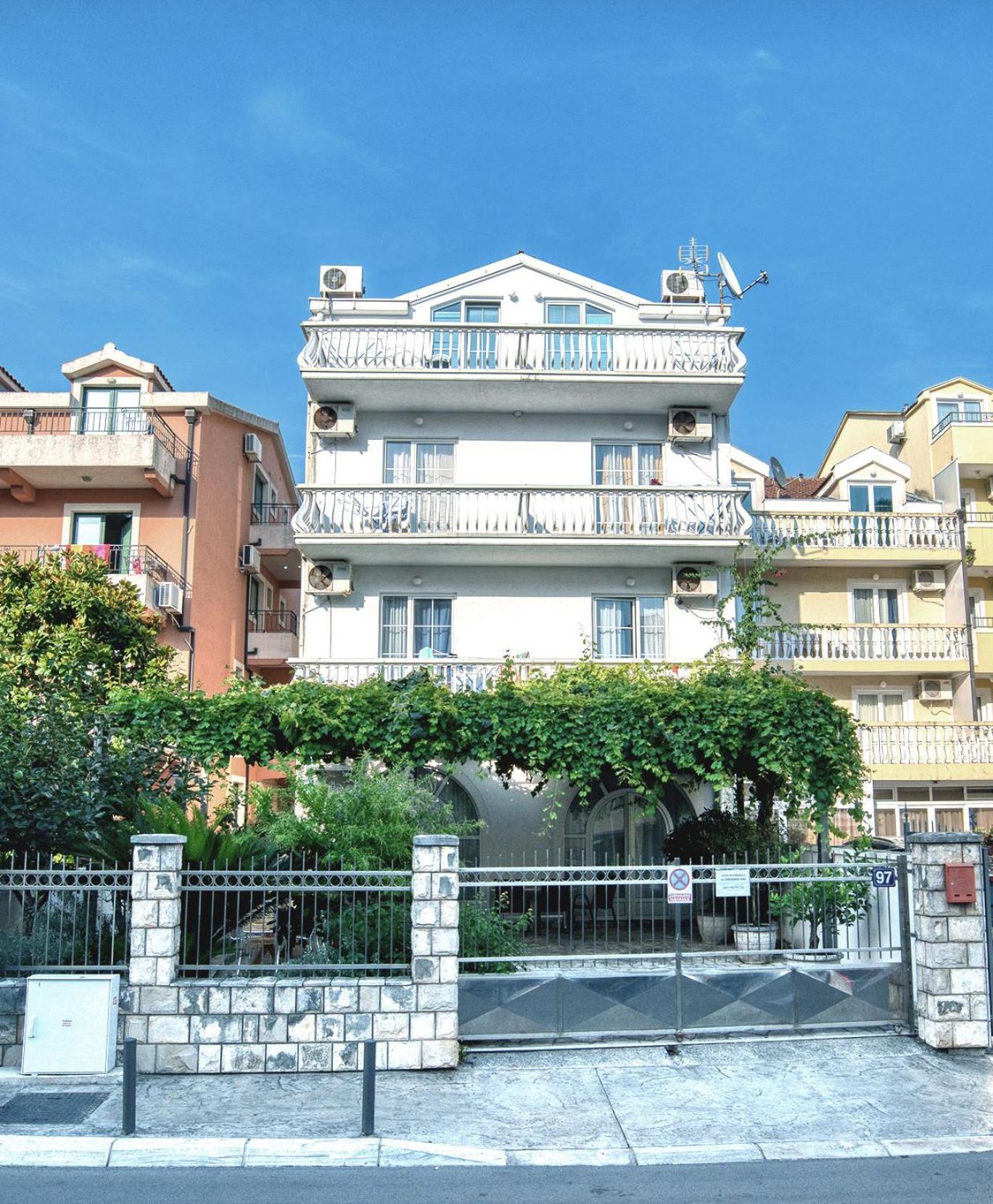 בודווה Sun Guest House מראה חיצוני תמונה